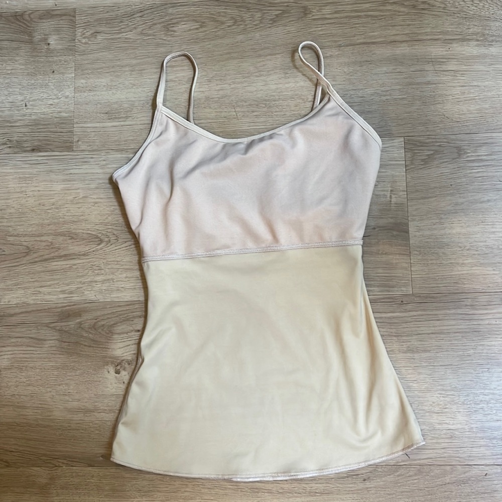 𝅺spanx Thinstincts cami. Size S